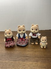 Sylvanian Families Calico Critters caramel dog family