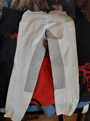 Turnierreithose Weiß Mit grauen Vollbesatz Gr. 84 - Bild 1 von 2