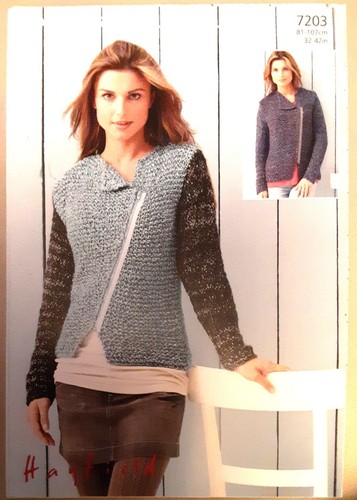 Neu Original Hayfield klobige Damen asymmetrische Reißverschlussjacke Strickmuster 7203