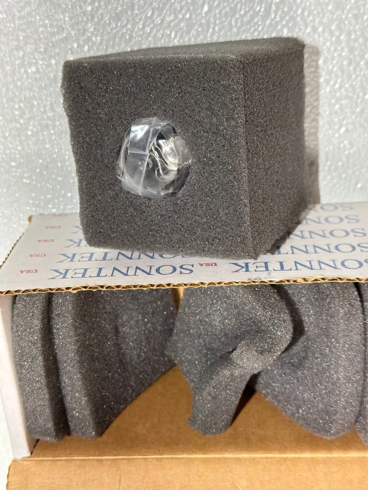 Sonntek PN: L-265 Deuterium Lamp Ultraviolet UV Light - Image 3 of 4