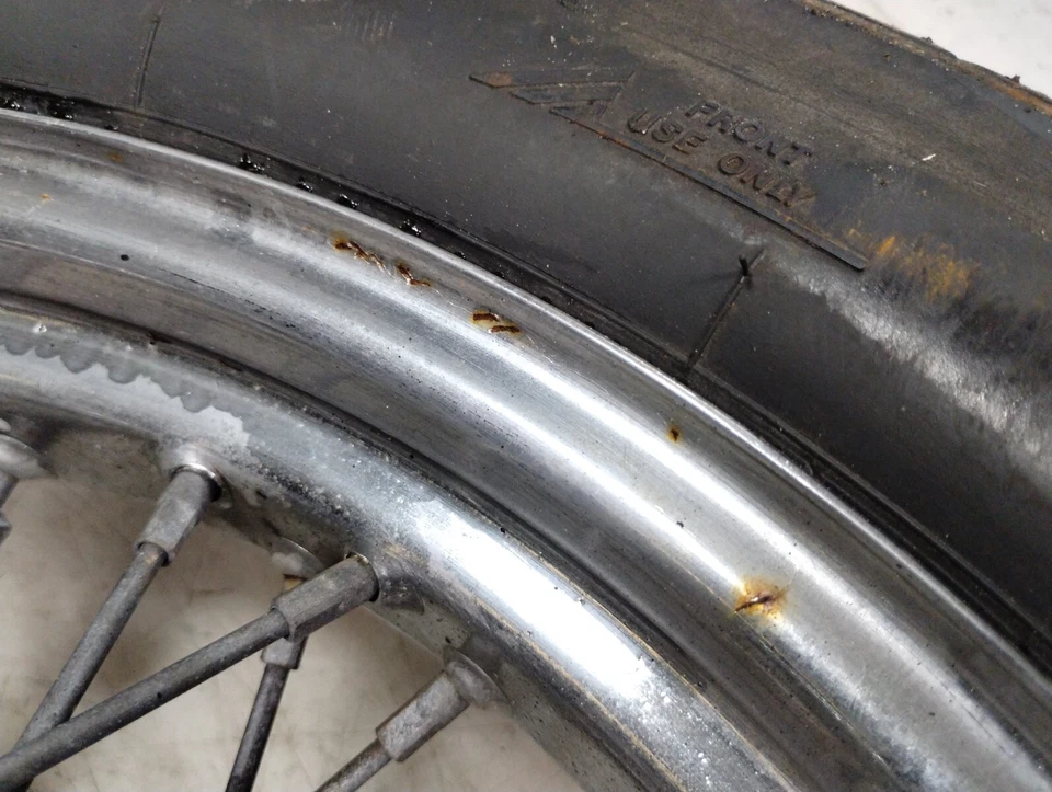 2003 Honda VTX1300 S R Front Wheel Rim STRAIGHT (No Tire) 17" X 3 - Image 4 of 4