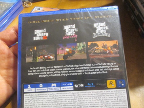 Grand Theft Auto Trilogy The Definitive Edition PS4 San Andreas Vice City & III - Picture 4 of 4