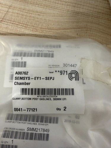 Applied Materials AMAT 0041-77121 CLAMP,BOTTOM POST GASLINES,300MM EPI, new - Picture 2 of 3