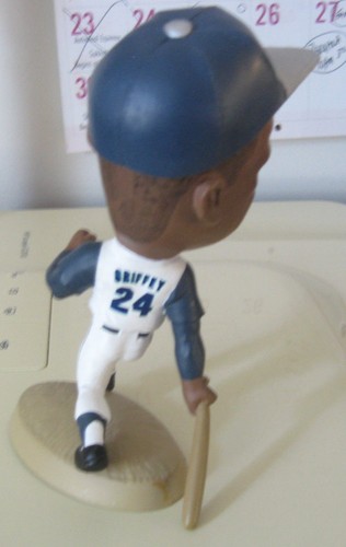MLB - BASEBALL - KEN GRIFFEY JR STATUE - 6 INCH FIGURE - 1999 - MARINERS - Picture 4 of 5