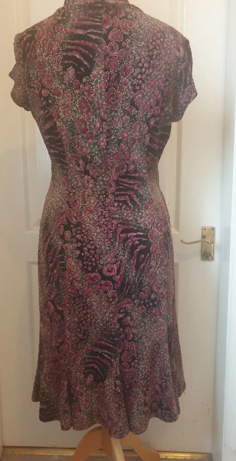 Picture 2 of 9