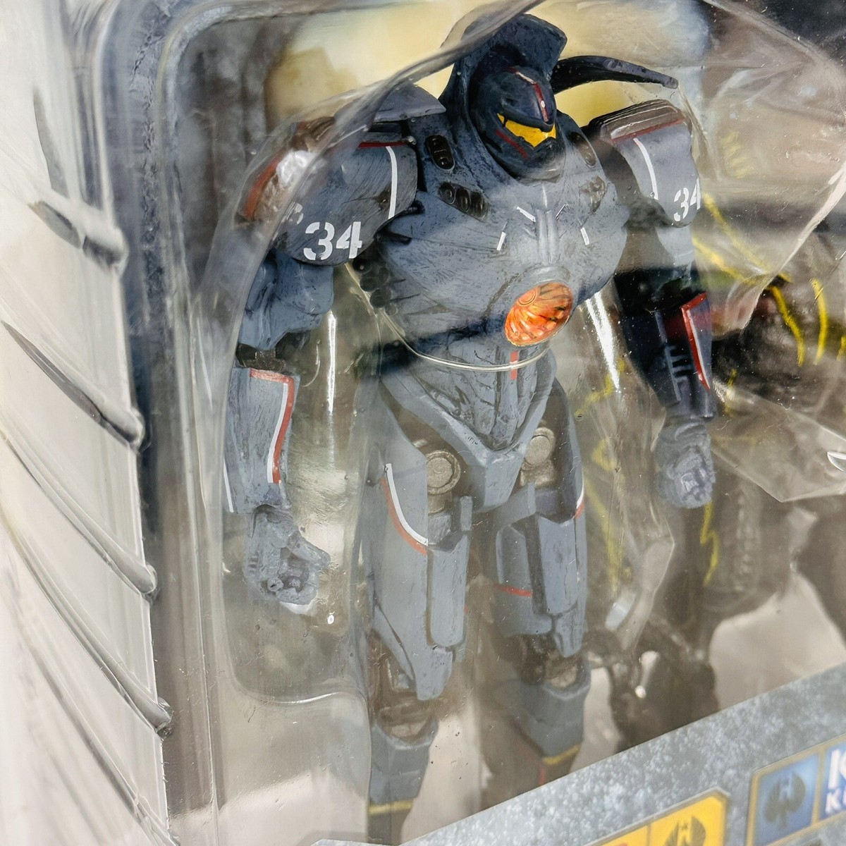 NECA Pacific Rim GIPSY DANGER KNIFEHEAD Jaeger Kaiju action