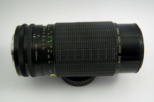 Sigma 80-200mm F3.5-4 with Konica AR Mount - Picture 2 of 7