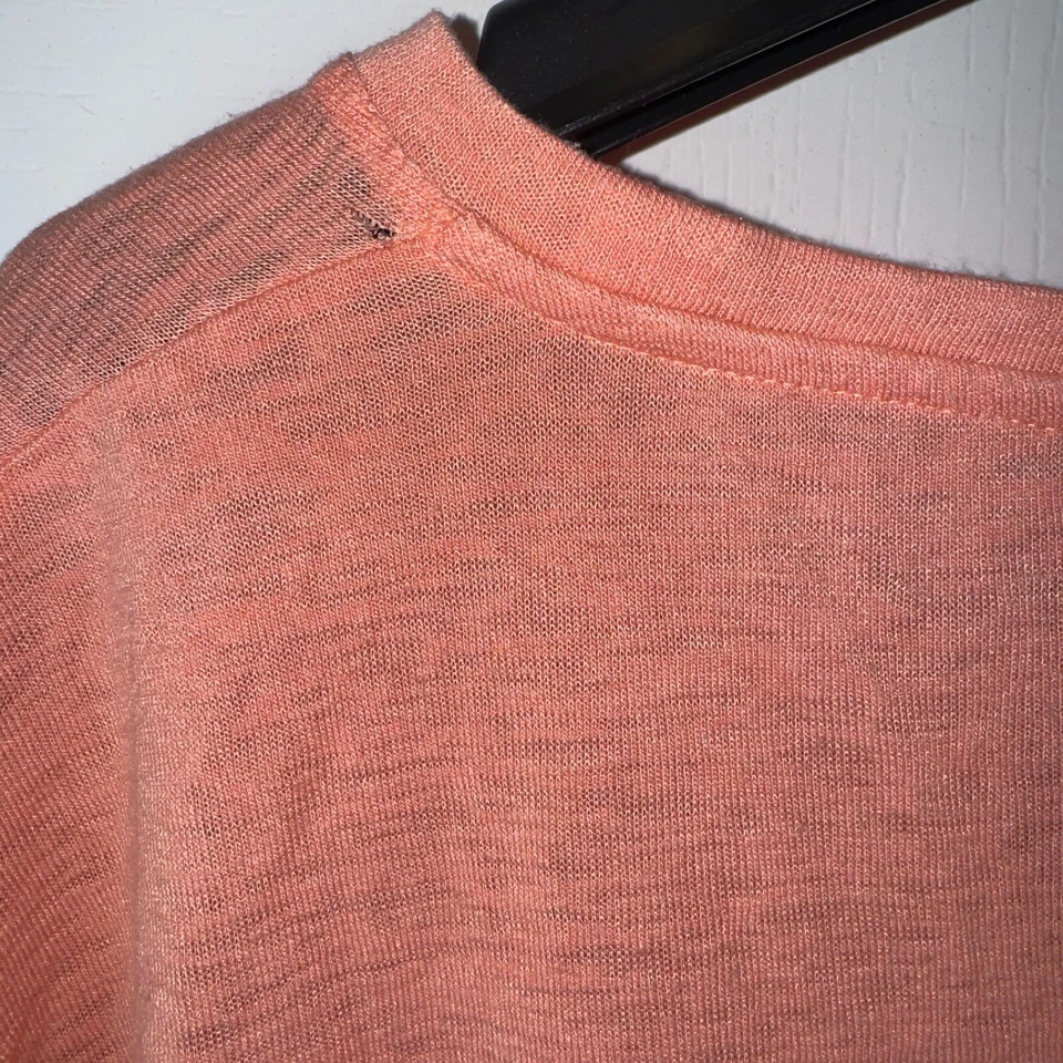 Camisa Athleta Top Mujer Mediana Coral Relajada Manga Gorra Cuello Redondo Abertura Alta-Baja Foto 4 de 4