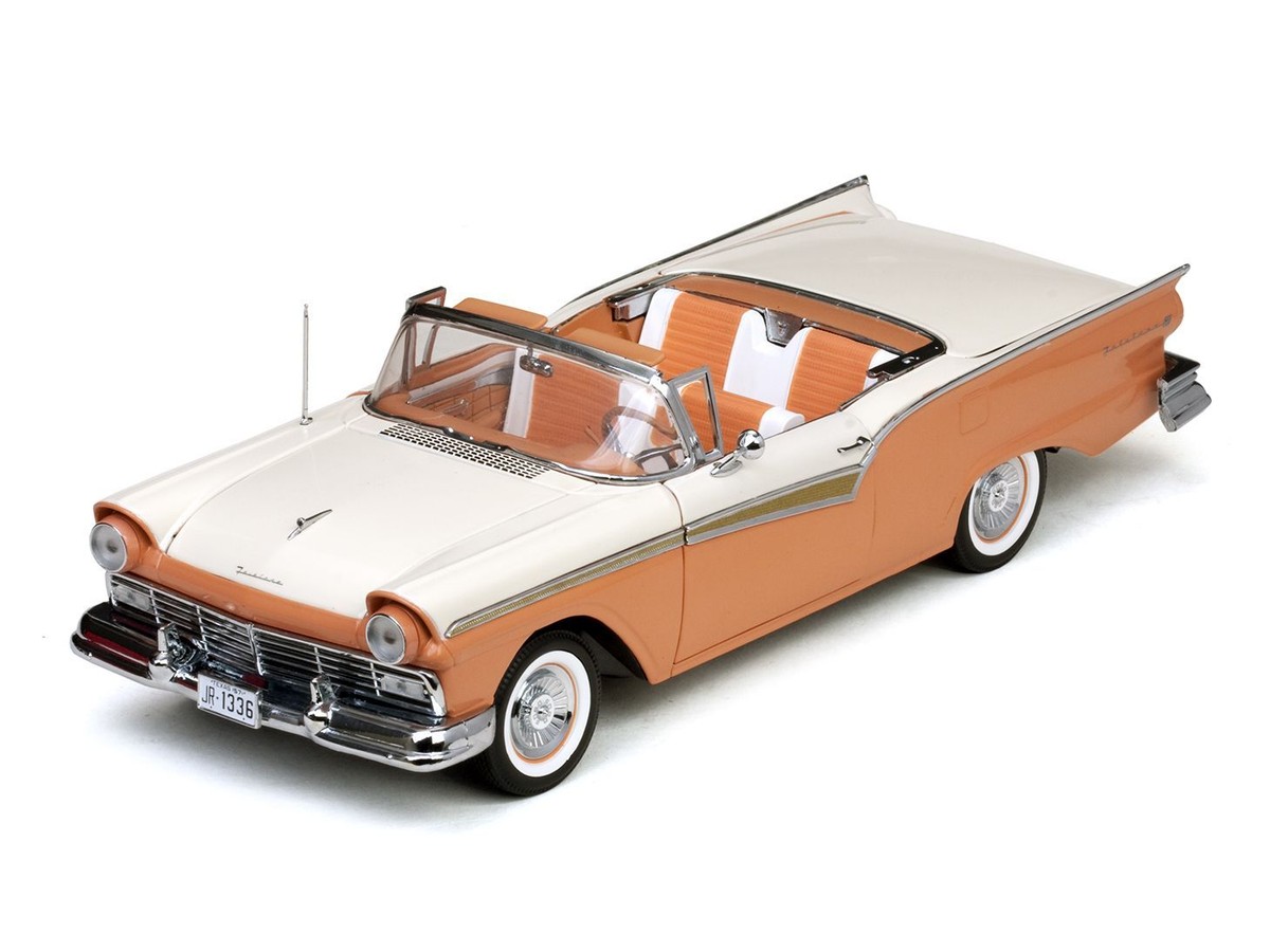 バ*ー様 1/18 FORD FAIRLANE フェアレーン1957 Sun S New Colours Sun Star 1957 Ford Fairlane 500 Skyliner