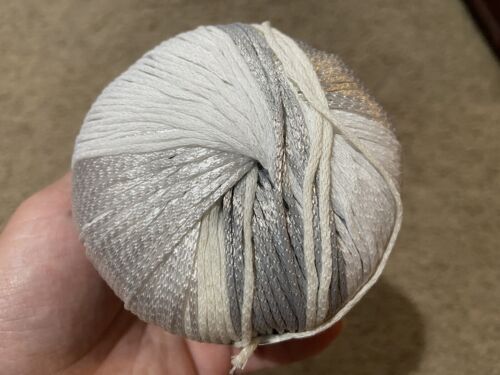 Katia Spain Samoa Yarn Lot Of 2 Skeins Color 7609 White Silver 104 Yds Each New - Picture 2 of 7