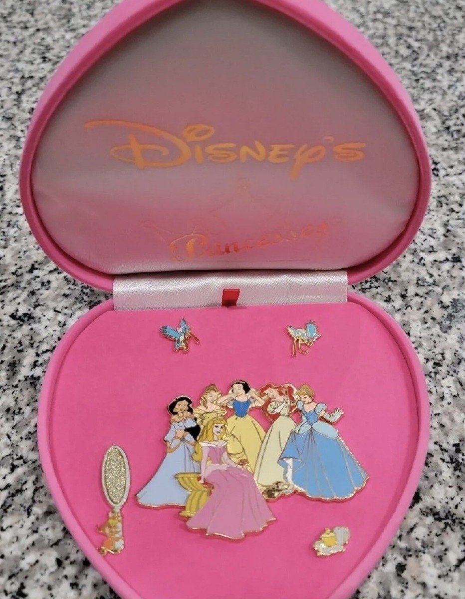 Disney DLR Pink Velvet Heart Princess 5 Pin Box Set HTF VERY RARE