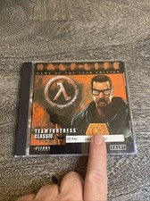Half-Life: Game of the Year Edition (PC, 1999). MINT Disc W/ Key