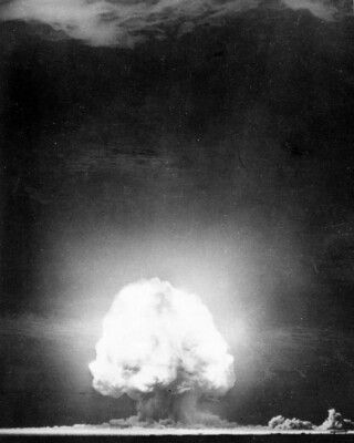 Trinity Test Alamogordo, Nm Atomic Bomb Mushroom Cloud 8x10 Picture Celebrity Pr