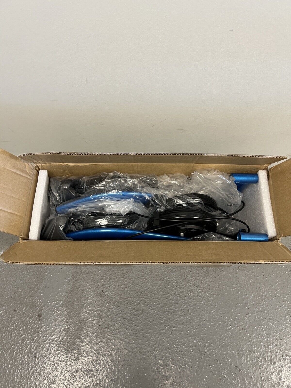 Healconnex Rollator Walker Folding Walker w/ Seat Model HCT9123