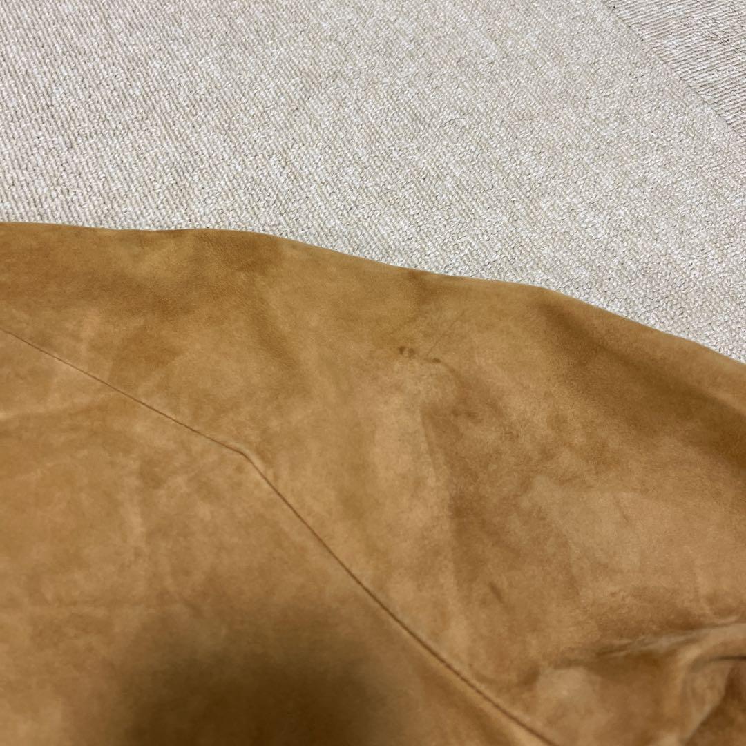 Picture 4 of 24