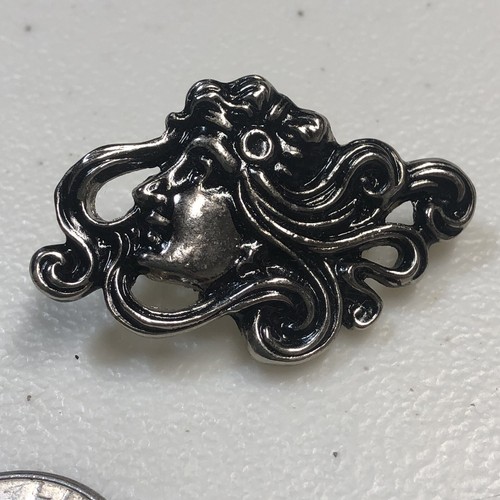 Woman's Art Nouveau Style Ladys Head Pin Lapel - Picture 2 of 3
