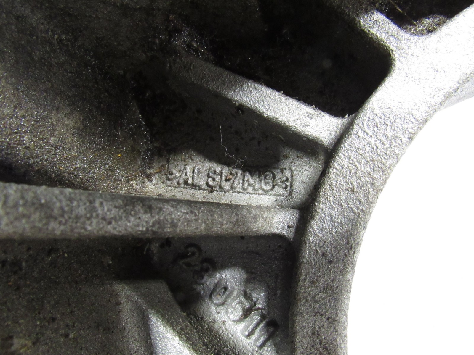 10-20 Bentley Mulsanne 2012 Right Engine Motor Bracket Mount Support :O