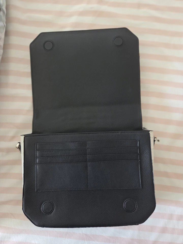 Tailandia Bolso de Mano Cuero Cocodrilo Negro/Blanco, Alta Calidad, Cartera Mujer Foto 3 de 4