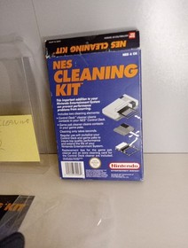NINTENDO NES CLEANING KIT WITH PROTECTIVE SLEEVE