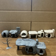 Vintage Flintstones Bedrock Buildings Lot 9 Pc Super Market Oil Gas Houses