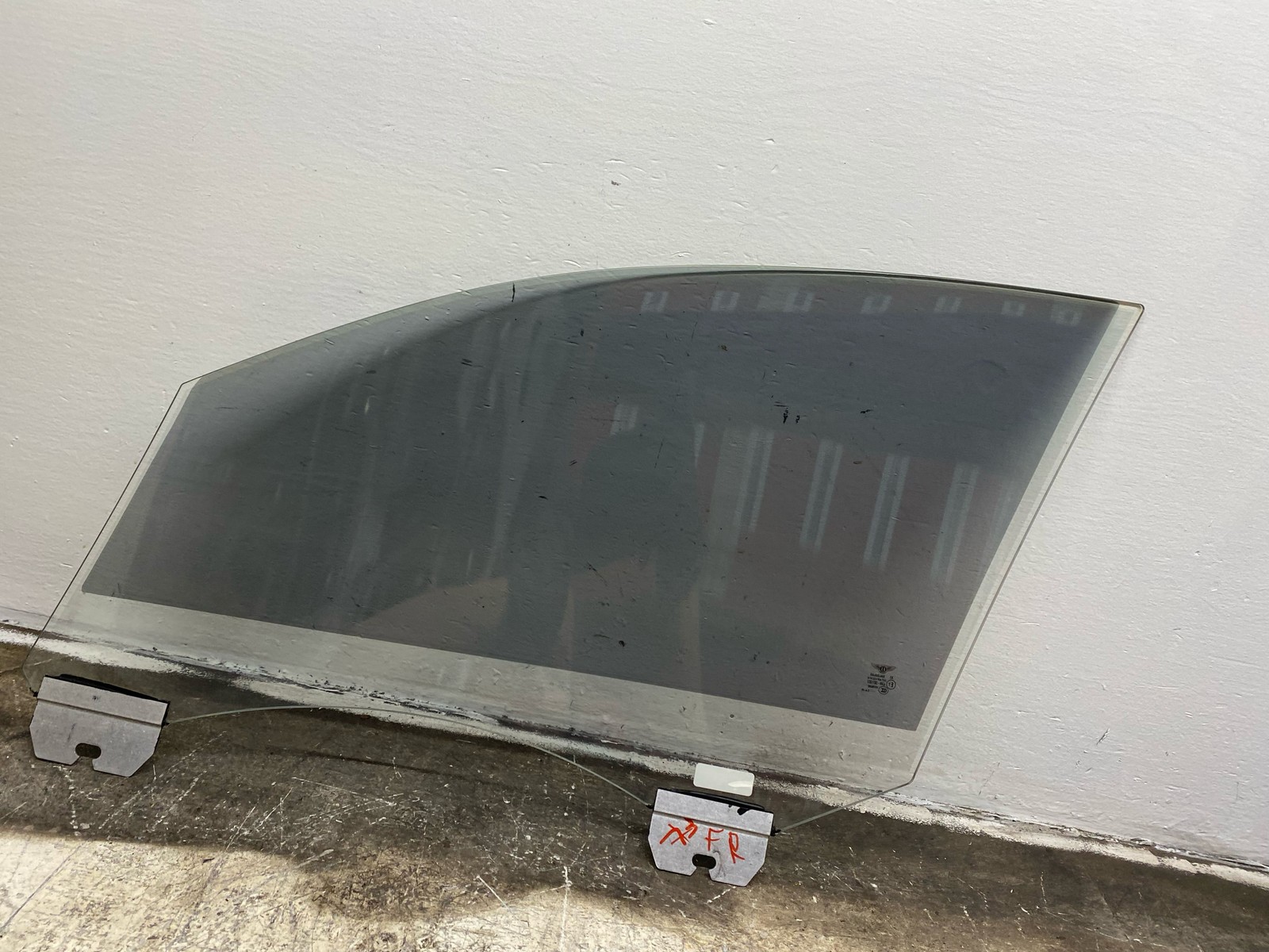 2014-2019 BENTLEY FLYING SPUR OEM FRONT RIGHT DOOR WINDOW GLASS PANEL