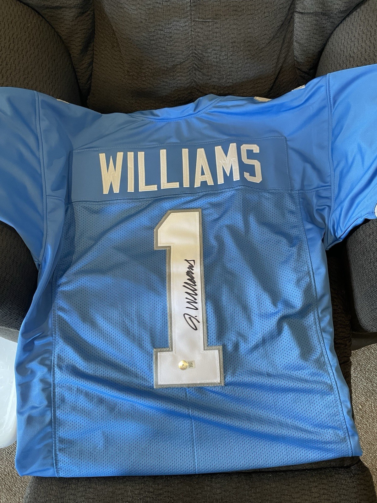 Detroit Lions Jameson Williams Autographed #1 Jersey - Beckett Authenticated