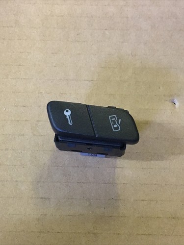 VW Polo Taster Schalter Türverriegelung Zentralverrigelung 6Q1962125