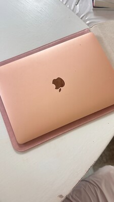  (256GB SSD, Intel Core i3 10th Gen., 3.20 GHz, 8GB).