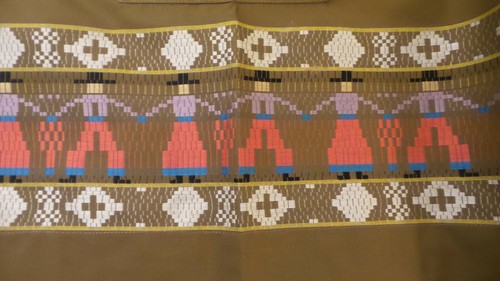 Vintage Half APRON Brown with Embroidered Design - Picture 2 of 2