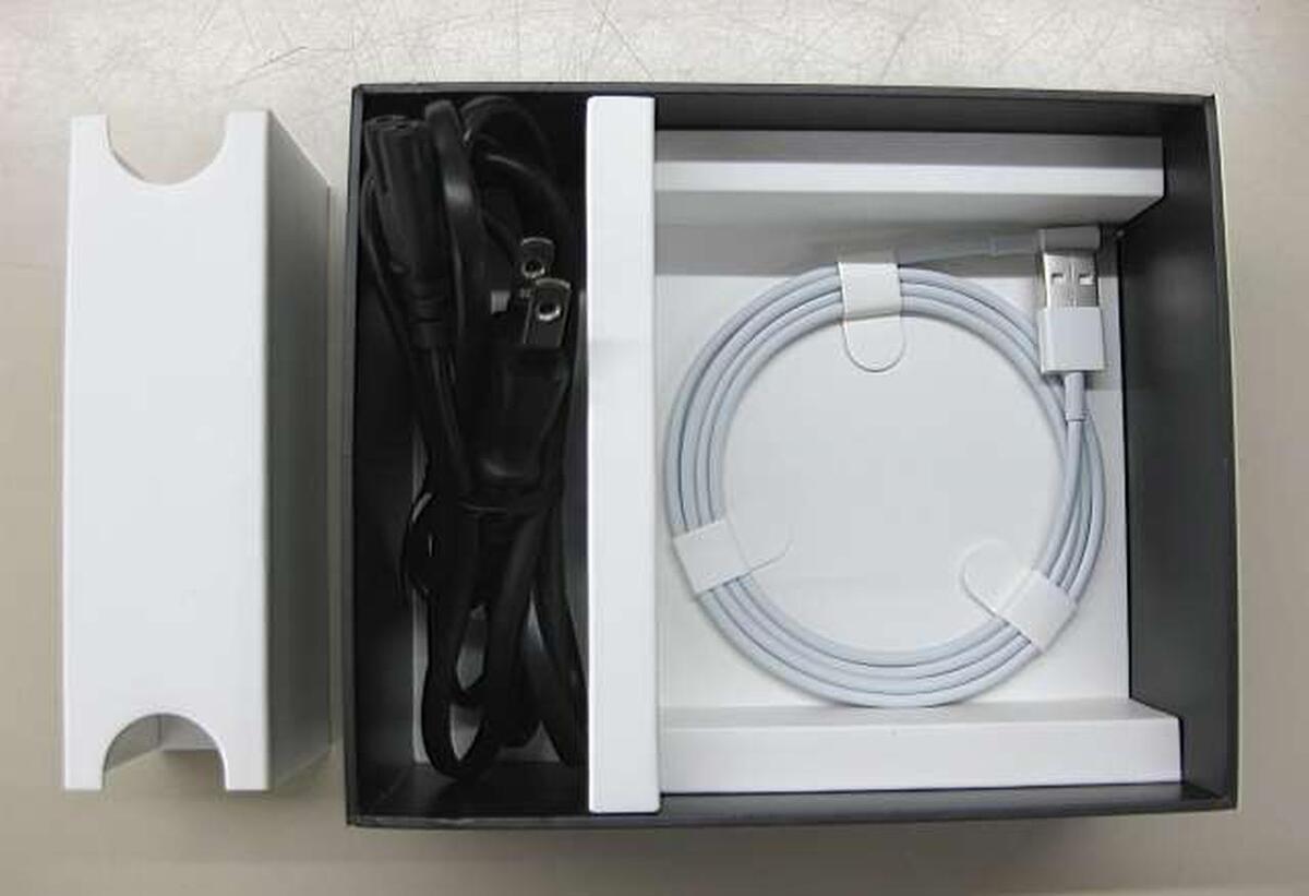 Apple TV 4K 4th Generation 64GB MN873J/A Good Condition Used Apple TV 4K 4th Generation 64GB MN873J/A Good Condition Used