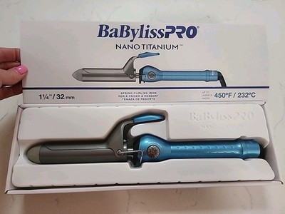 BaBylissPRO Nano Titanium Curling Iron Size 1 1/4 in 32 mm blue/grey