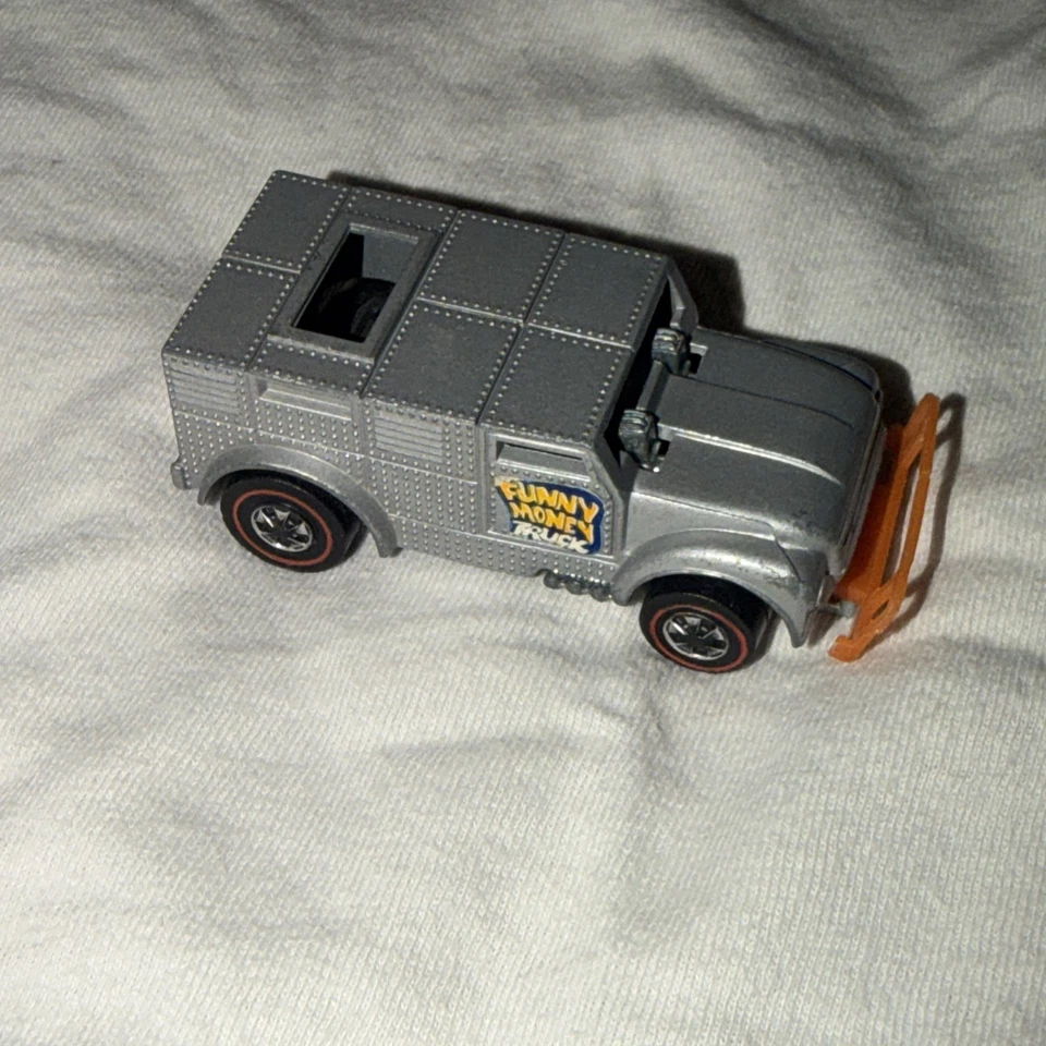 Vintage 1970 Hot Wheels Redline Silver Funny Money Truck Hong Kong - Image 1 of 4