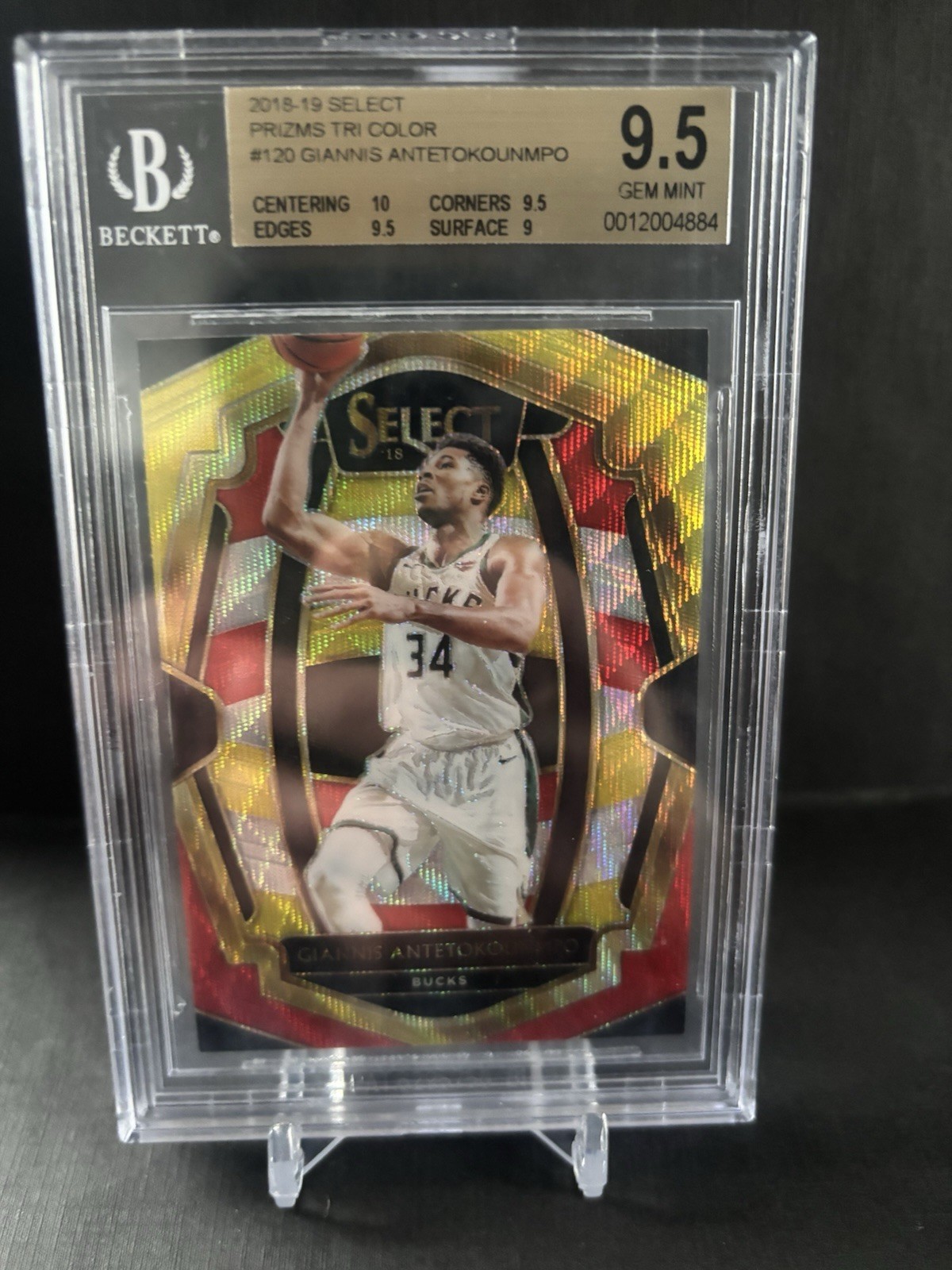 2018-19 Panini Select GIANNIS ANTETOKOUNMPO Tri Color Prizm #120 Gem Mint graded