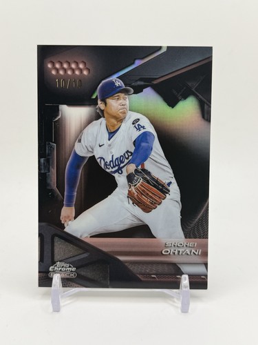 2026 Topps Chrome Black #1 Shohei Ohtani Rose Gold Refractor /10 - Picture 3 of 3