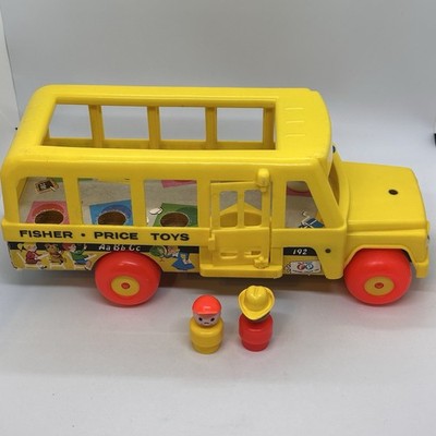 VTG 1965 Fisher Price #192 Little People Play Family School Bus 2 People *READ*