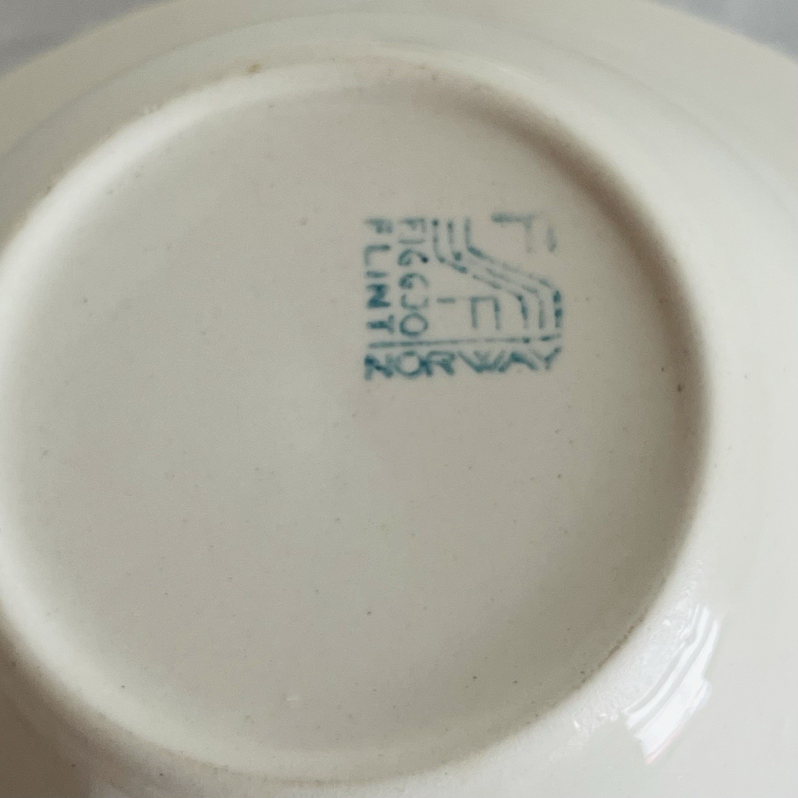 FIGGJO Flint Norway Hardanger Dancer Gravy Pitcher & Under Bowl Porcelain