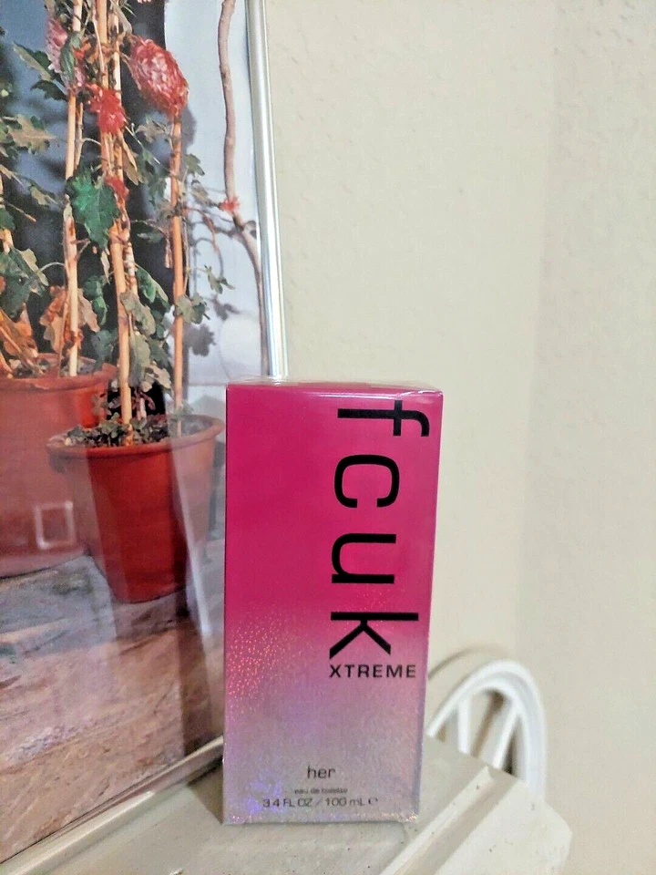FCUK Extreme by French Connection Eau De Toilette spray 3,4 oz para ELA - Imagem 3 de 4