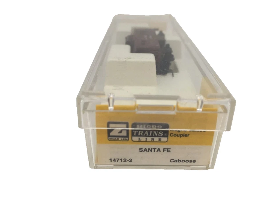Z Micro-Trains MTL 14712-2 ATSF Caboose #1994 - Image 4 of 4