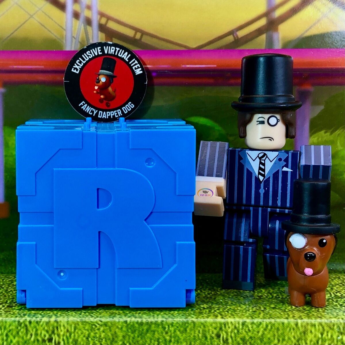 Roblox Series 9 Mystery Box BLUE Cube Kids Toy Figures Pack+ Roblox Series 9 Mystery Box BLUE Cube Kids Toy Figures Pack+