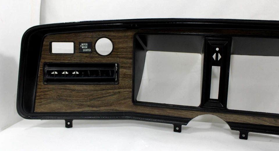 Pontiac Catalina 1973 cuadro de instrumentos/radio/control de temperatura/ajuste del tablero/bisel Foto 2 de 4