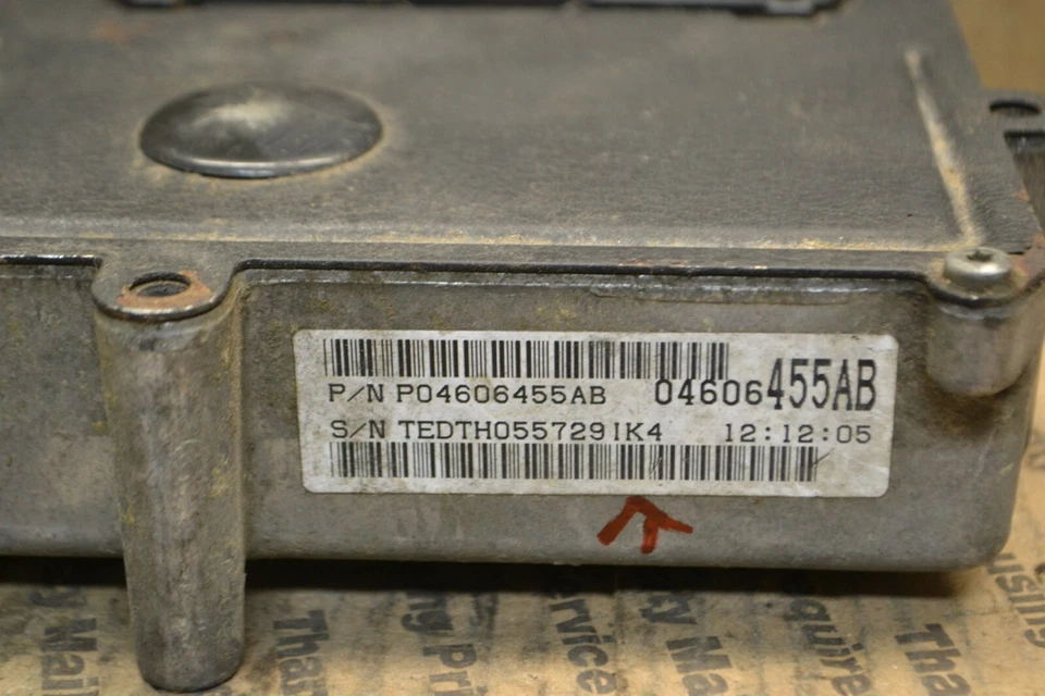 Chrysler Concorde 1997 unidad de control de transmisión TCU P04606455AB módulo 713-2A1 Foto 2 de 3