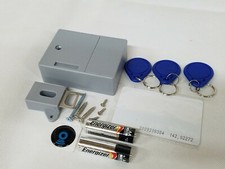 SERRATURA RFID E 4 CHIAVI PER ARMADIETTO NASCONDIGLIO SEGRETO PORTA PISTOLA NASCOSTO CASSAFORTE