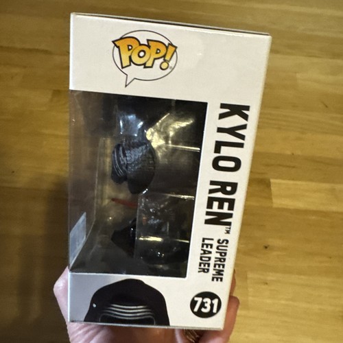 Funko Pop NYCC 2024 Fall Limited Edition Star Wars Kylo Ren Supreme Leader 731 - Picture 5 of 6