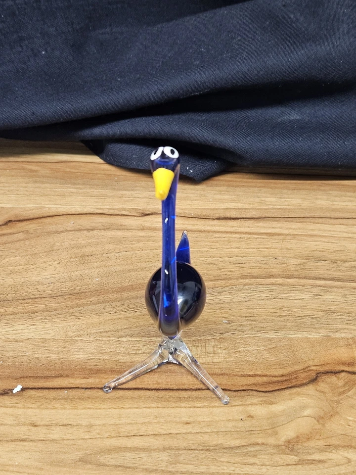 Vintage Art Glass Hand Blown Liquid Filled Glass Swan - Image 3 of 4