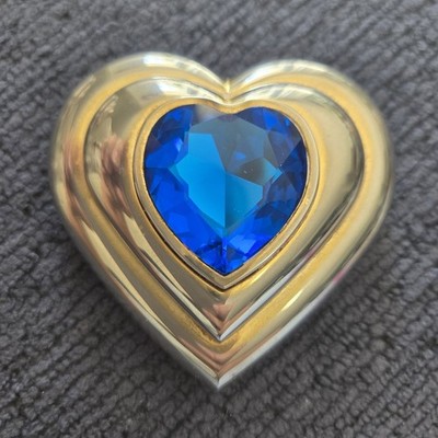 Yves Saint Laurent Heart Shape Powder Compact almost FULL of Original Powder! 
