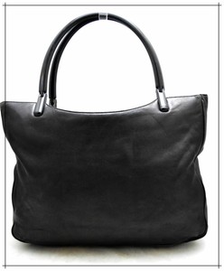 prada large leather shoulder bag