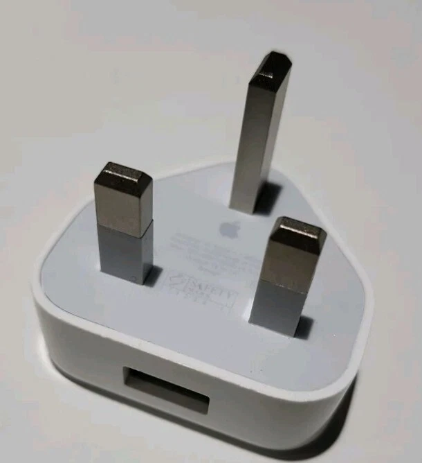 Genuine Apple A1399 3-Pin USB Mains Charger Plug for iPhone - Box Opened - Image 4 of 4