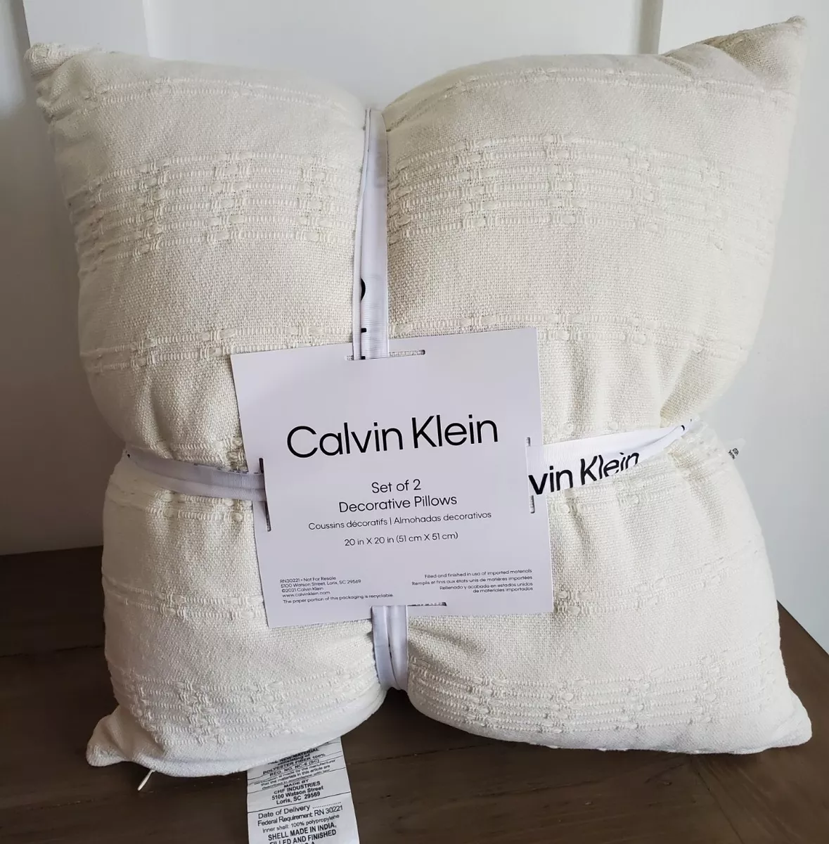 NWT Calvin Klein Off White Decorative Throw Pillows 20 x 20 SET OF 2  Striped