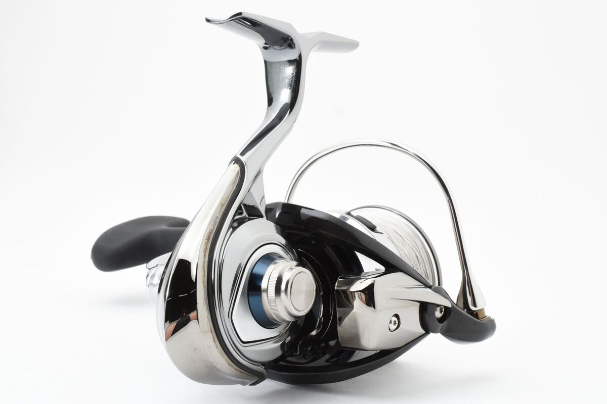 Daiwa 18 EXIST LT 4000-CXH Spinning Reel Near Mint From Daiwa 18 EXIST LT 4000-CXH Spinning Reel Near Mint From