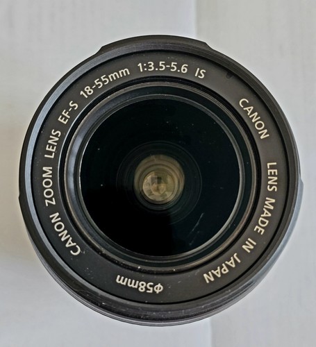 Canon EF-S 18-55mm F/3.5-5.6 IS Lens - Picture 5 of 7
